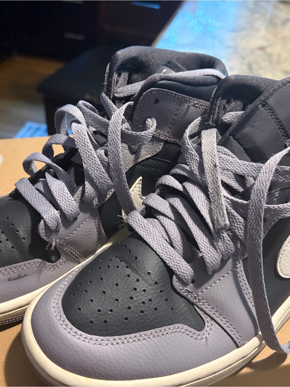 Nike Women's High-Top Sneakers Black and Lavender